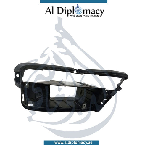 Mercedes-Benz Slk Class R172 Fog Lamp Grille Bracket, Right Side - Used OEM Part Number A1728850714