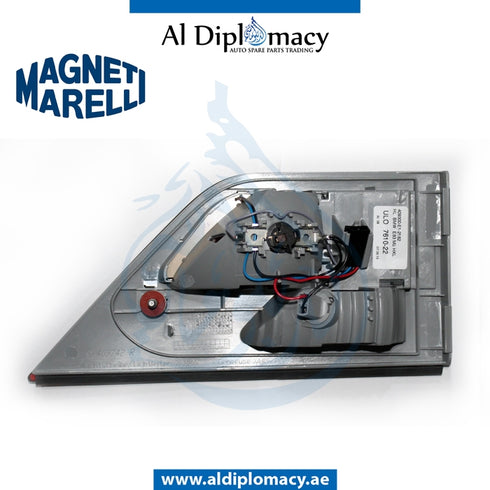 Right TRUNK LID Stoplight, 715011043006 for BMW X3 Series E83 (2003-2006) models