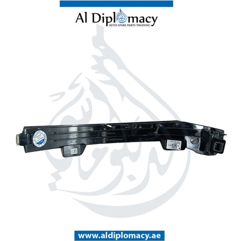 Mercedes-Benz Mirror Turn Signal Lamp Right Side - OEM Part Number A0999063803 Original Mercedes-Benz Used Part