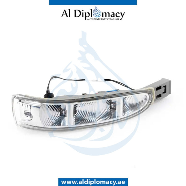 Left Mirror TURN SIGNAL LAMP for Mercedes-Benz M Class W164 (2006-2011) models, Part Number T-1648200521