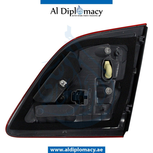 Left TRUNK LID STOPLIGHT for Mercedes-Benz GLE Class W166 (2011-2019) models, Part Number T-1669065901