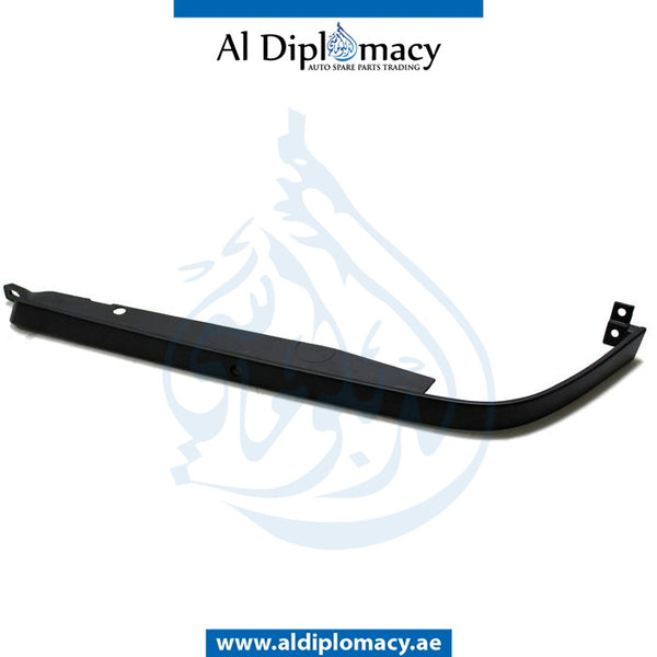 Right Lower HEADLIGHT MOLDING for Mercedes-Benz C Class W202 (1994-2000) models, Part Number T-2028260277