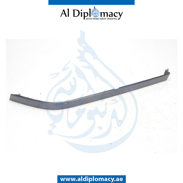 Left Lower HEADLIGHT MOLDING for Mercedes-Benz C Class W202 (1994-2000) models, Part Number T-2028260577