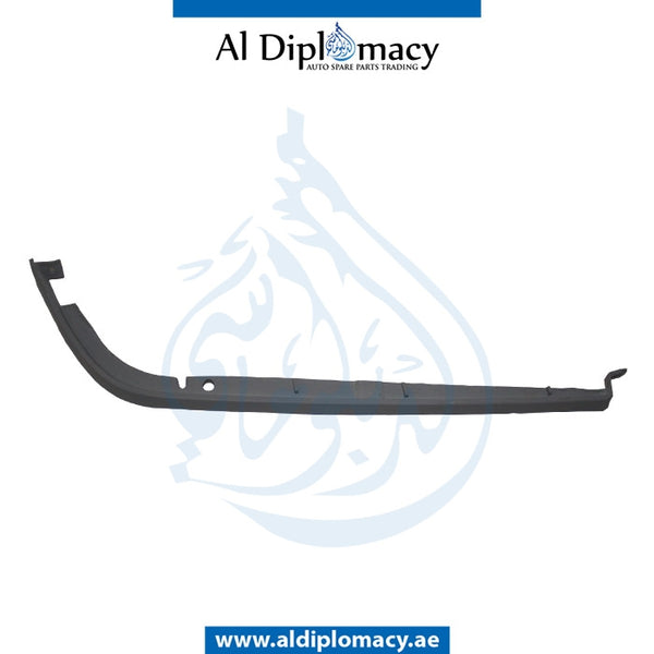 Right Lower HEADLIGHT MOLDING for Mercedes-Benz C Class W202 (1994-2000) models, Part Number T-2028260877