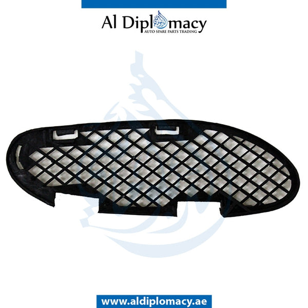 Left BUMPER JOINT COVER for Mercedes-Benz C Class W202 (1994-2000) models, Part Number T-2028851123