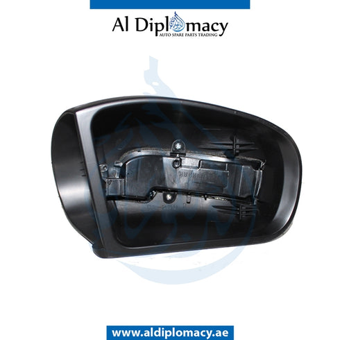 Right MIRROR Cover, WITH LED LAMP for Mercedes-Benz C Class W203 (2001-2007) models