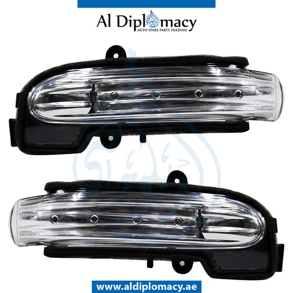 Mirror TURN SIGNAL Lamp, SET for Mercedes-Benz C Class W203 (2001-2007) models, Part Number T-2038201521+T-2038201621
