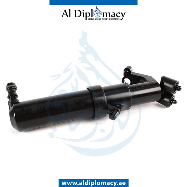 Right HEADLIGHT WIPER NOZZLE for Mercedes-Benz C Class W203 (2001-2007) models, Part Number T-2038600647