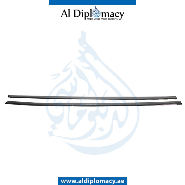 Front Right DOOR MOLDING for Mercedes-Benz GLK Class X204 (2010-2015) models, Part Number T-2047200680-CN