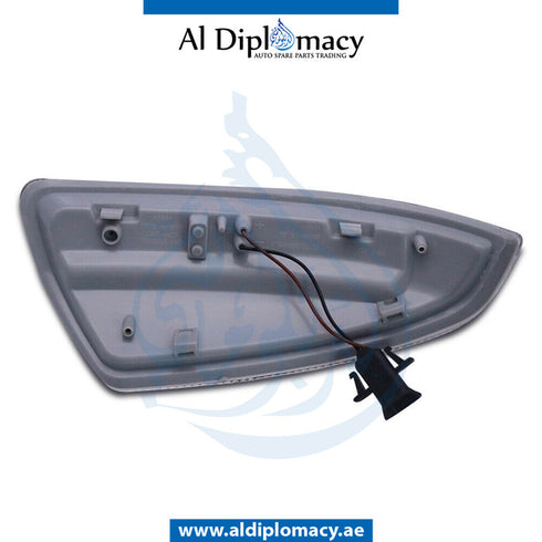 Right MIRROR TURN SIGNAL LAMP for Mercedes-Benz C Class W204 (2007-2015) models