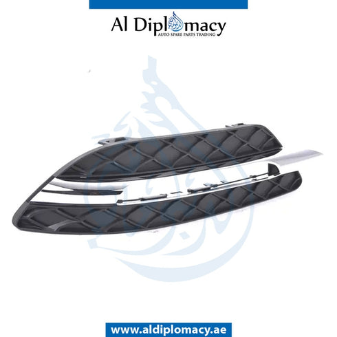 Front Right Lower BUMPER FOG LAMP GRILLE for Mercedes-Benz C Class W204 (2007-2015) models, Part Number T-2048803324