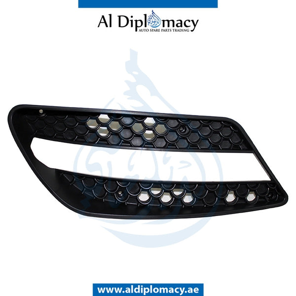 Front Left Lower BUMPER FOG LAMP GRILLE for Mercedes-Benz C Class W204 (2007-2015) models, Part Number T-2048850053