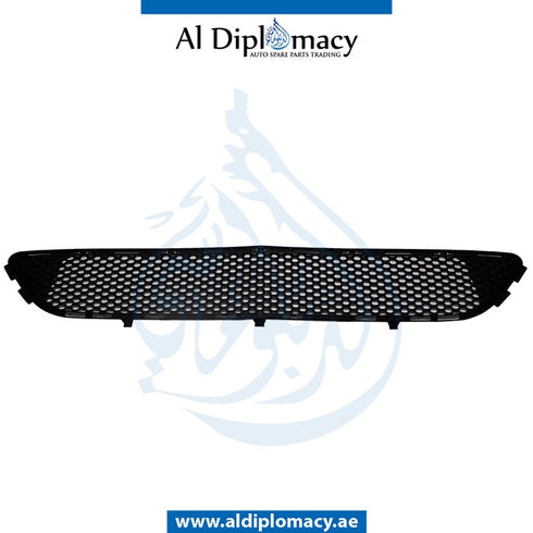 Front Lower BUMPER Grille, Amg, CENTER for Mercedes-Benz C Class W204 (2007-2015) models, Part Number T-2048850153