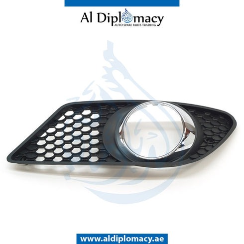 Front Right Lower BUMPER FOG LAMP Grille, AMG for Mercedes-Benz C Class W204 (2007-2015) models, Part Number T-2048850353