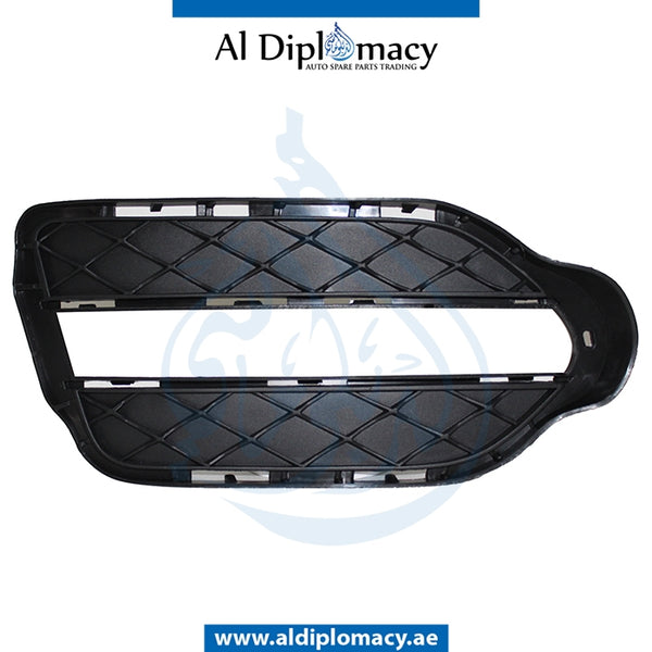 Front Right Lower BUMPER FOG LAMP GRILLE for Mercedes-Benz C Class W204 (2007-2015) models, Part Number T-2048857223