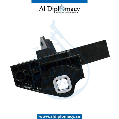 Right HEADLIGHT BRACKET for Mercedes-Benz C Class W205 (2015-2021) models