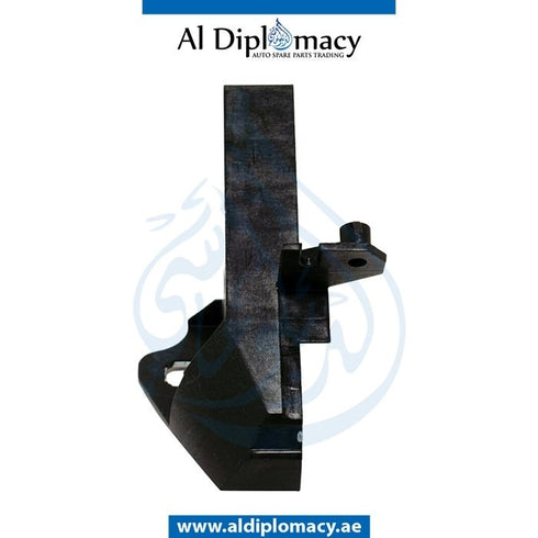Right HEADLIGHT BRACKET for Mercedes-Benz C Class W205 (2015-2021) models