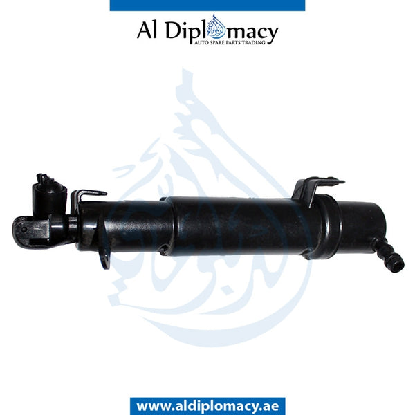 Left HEADLIGHT WIPER NOZZLE for Mercedes-Benz E Class W210 (1996-2002) models, Part Number T-2108601547