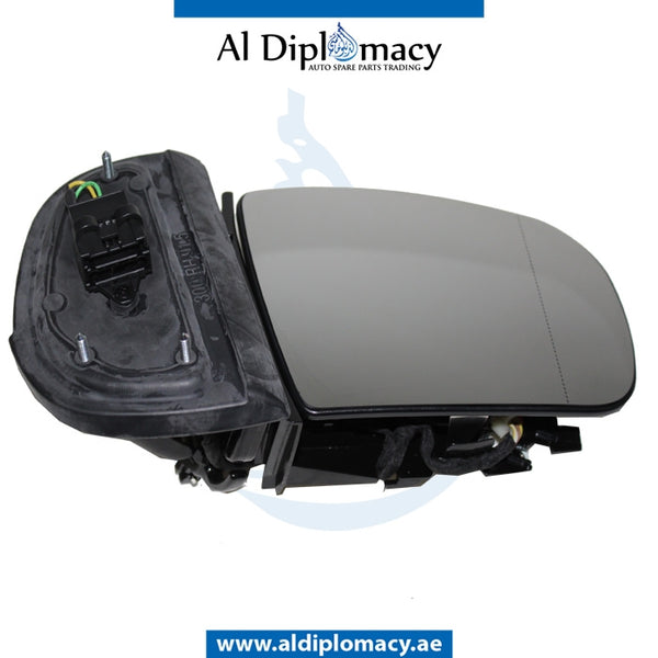 Right Mirror, WITH Glass, WITHOUT COVER for Mercedes-Benz E Class W210 (1996-2002) models, Part Number T-210MIR #13PIN(RH)