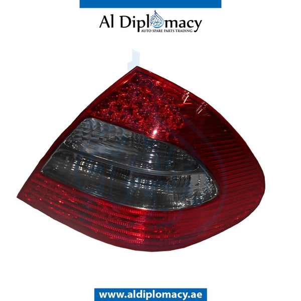 Right STOPLIGHT for Mercedes-Benz E Class W211 (2002-2009) models, Part Number T-2118202664