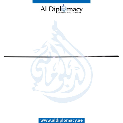 Front Left DOOR MOLDING for Mercedes-Benz E Class W212 (2009-2016) models, Part Number T-2126904582