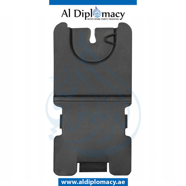 Front FENDER WHEEL HOUSING COVER MAINTENANCE FLAP for Mercedes-Benz E Class C192 (2015-2022) models, Part Number T-2136909102