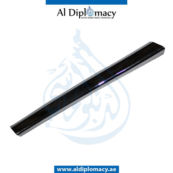 Right Lower SHOW GRILLE MOLDING for Mercedes-Benz CLS Class W218 (2011-2018) models, Part Number T-2188850621