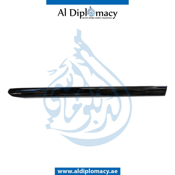 Front Right FENDER CRHOME MOLDING for Mercedes-Benz CL Class W216 (2006-2014) models, Part Number T-2216904080