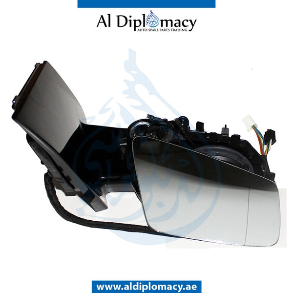 Right Mirror, WITH GLASS AND FOOT Lamp, WITHOUT COVER for Mercedes-Benz B Class W246 (2011-2019) models, Part Number T-2468100876