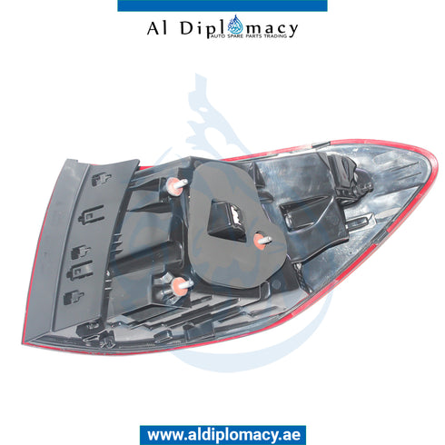 Left Stoplight, 2018 LOOK for Mercedes-Benz GLC Class W253 (2015-2022) models