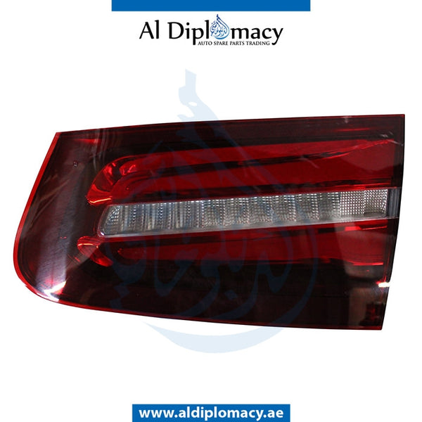 Right TRUNK LID STOPLIGHT for Mercedes-Benz GLC Class W253 (2015-2022) models, Part Number T-2539069200