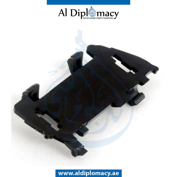 Right HEADLIGHT WASHER DUMMY PLUG for BMW 5 Series E60 (2004-2010) models, Part Number T-51117056946