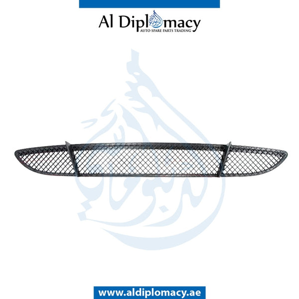 Front Lower BUMPER Grille, CENTER for BMW 1 Series E87 (2004-2007) models, Part Number T-51117118161