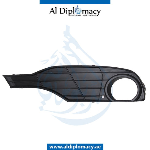 Right FOG LAMP COVER for BMW 3 Series F30 (2011-2015) models, Part Number T-51117281920