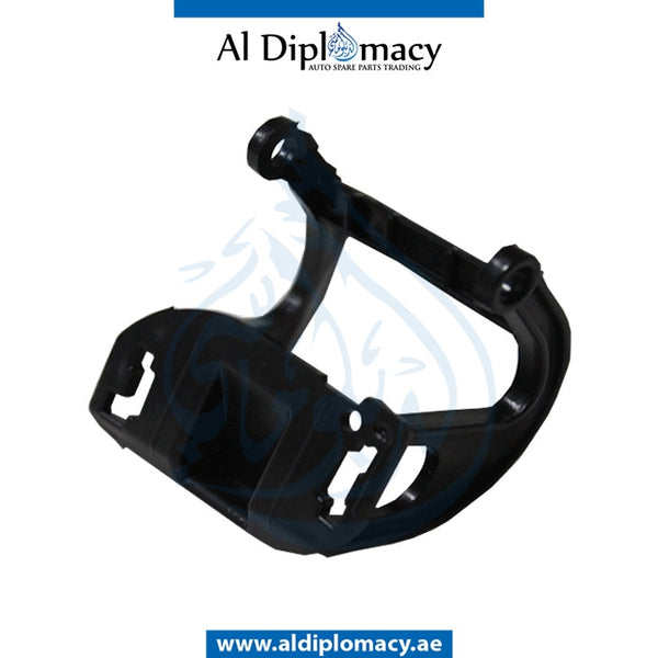 Left HEADLIGHT WASHER COVER BRACKET for BMW 7 Series F01 (2008-2015) models, Part Number T-51117313505