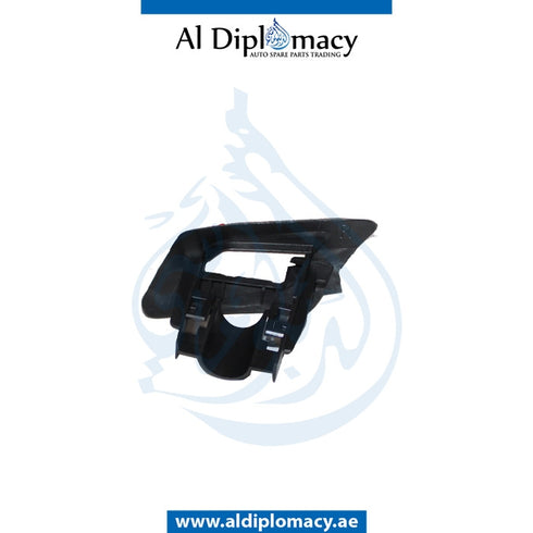 Right HEADLIGHT WASHER COVER HOLDER for BMW 5 Series G30 (2016-2020) models, Part Number T-51117385356