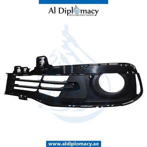 Front Left BUMPER FOG LAMP GRILLE for BMW 3 Series F30 (2015-2019) models, Part Number T-51117396877
