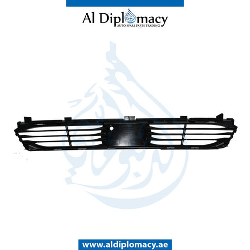 Front Lower BUMPER Grille, CENTER for BMW 7 Series G11 (2015) models, Part Number T-51117486831