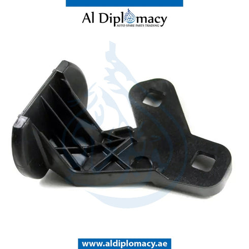 Front Right BUMPER SUPPORT COVER for BMW 7 Series E38 (1995-2001) models, Part Number T-51118193158