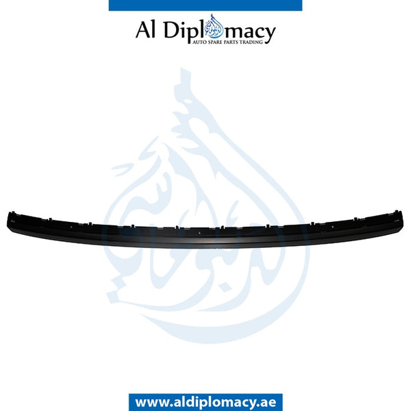 Rear BUMPER Molding, CENTER for BMW 7 Series E38 (1995-2001) models, Part Number T-51128125413