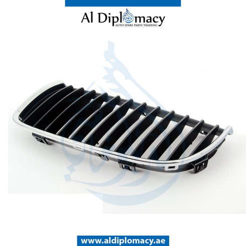 Left SHOW GRILLE WITH CHROME FRAME for BMW 3 Series E90 (2005-2011) models, Part Number T-51137120007