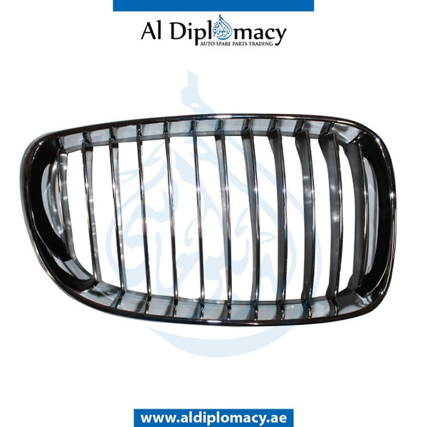 Right SHOW Grille, CHROME & BLACK for BMW 1 Series E81 (2007-2011) models, Part Number T-51137179656