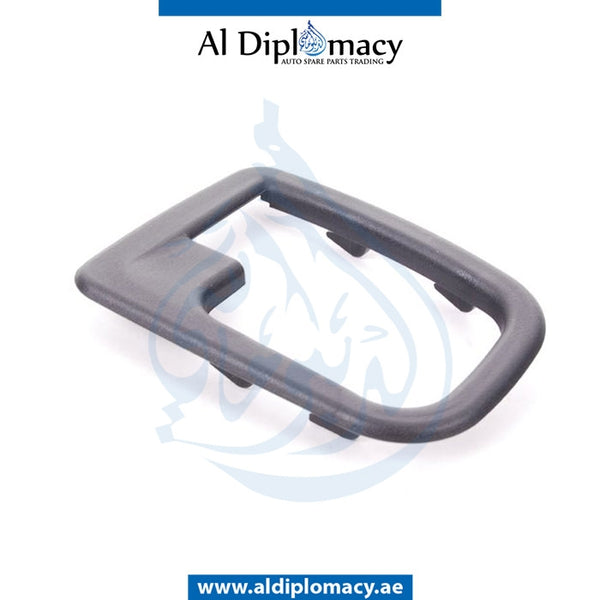 Right INTERIOR DOOR HANDLE COVER for BMW 3 Series E36 (1990-2000) models, Part Number T-51228219024
