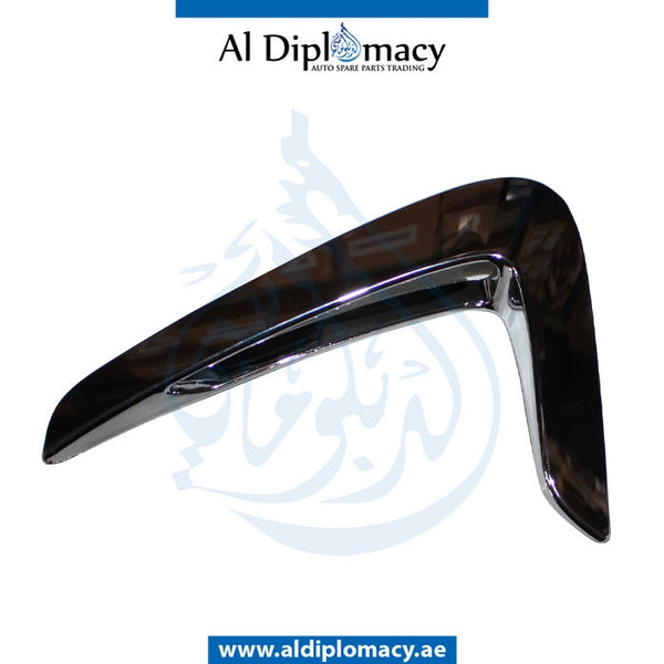 Front Left FENDER CHROME SIDE VENT for BMW 4 Series F32 (2013-2017) models, Part Number T-51747294825