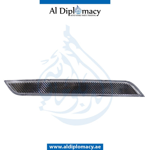 Front Right REFLECTOR for BMW X5 Series E70 (2006-2013) models, Part Number T-63147187088-CN