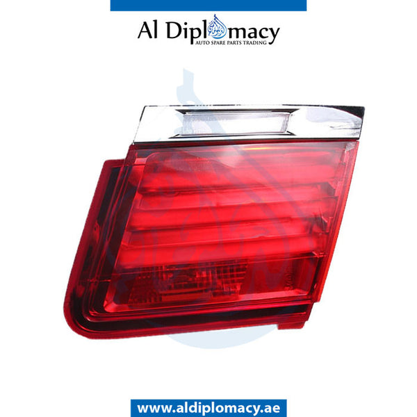 Right TRUNK LID STOPLIGHT for BMW 7 Series F01 (2008-2015) models, Part Number T-63217182206