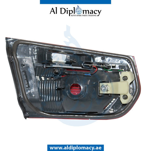 Right TRUNK LID STOPLIGHT for BMW 3 Series F30 (2011-2015) models, Part Number T-63217372794