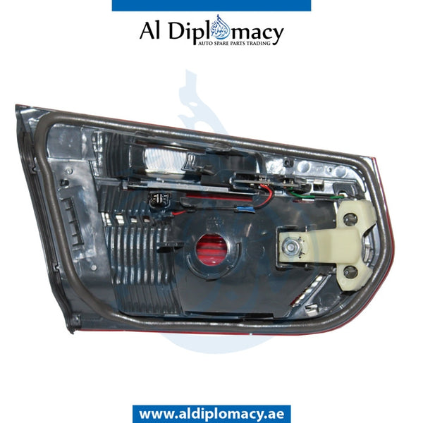 Right TRUNK LID STOPLIGHT for BMW 3 Series F30 (2011-2015) models, Part Number T-63217372794