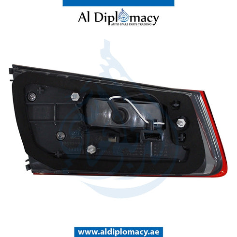 Right TRUNK LID STOPLIGHT for BMW 5 Series F90 (2020-2023) models