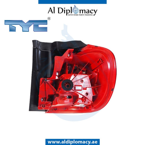 Left STOPLIGHT for Mercedes-Benz GLA Class X156 (2014-2020) models